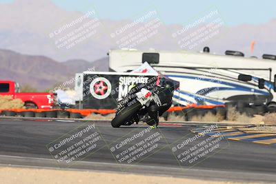 media/Dec-21-2024-Race Pace (Sat) [[8fe36e0495]]/17-Turn 16 (215pm Vested)/